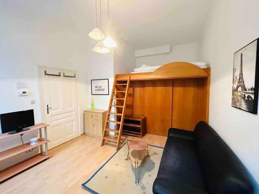 Retro Chic - Charming Apartment Near Augarten Bécs Kültér fotó