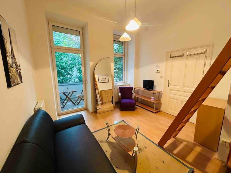 Retro Chic - Charming Apartment Near Augarten Bécs Kültér fotó