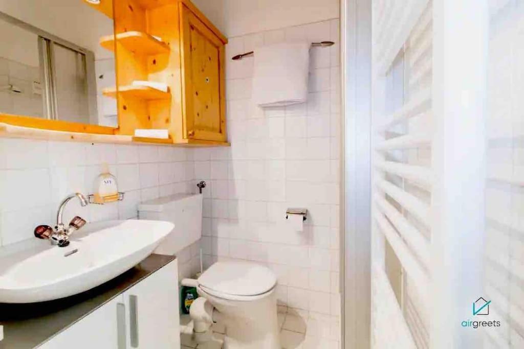 Retro Chic - Charming Apartment Near Augarten Bécs Kültér fotó